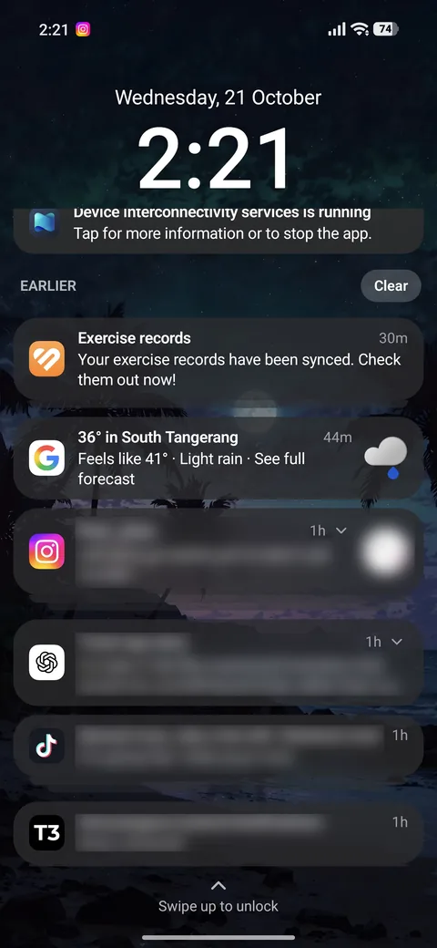 The lock-screen view with Earlier opened: fitness, weather, Instagram, ChatGPT, TikTok and T3 notifications, from 30 minutes to 1 hour ago, newest first.